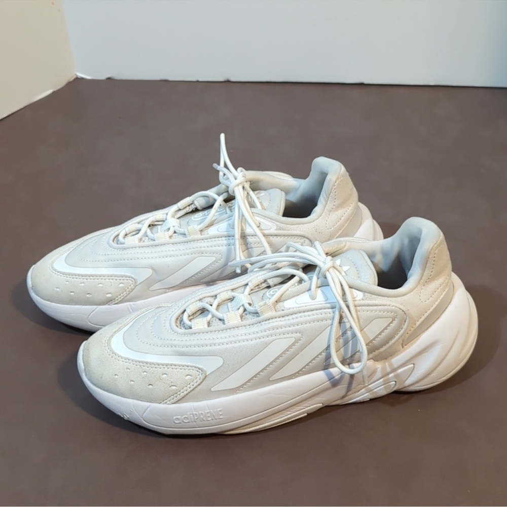 Adidas Ozelia adiPRENE Athletic Shoes White Mens size 7 Lightweight